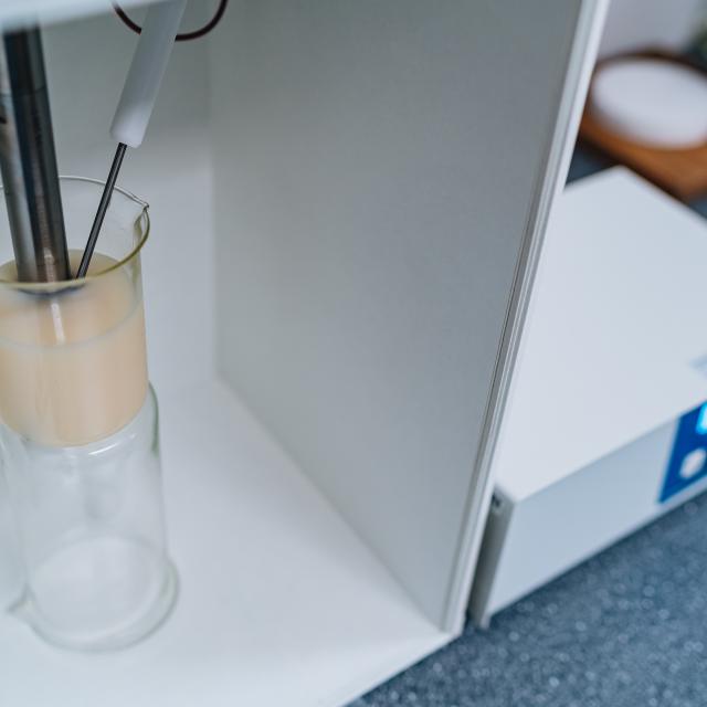 zdjęcie z laboratorium ZWNiME
