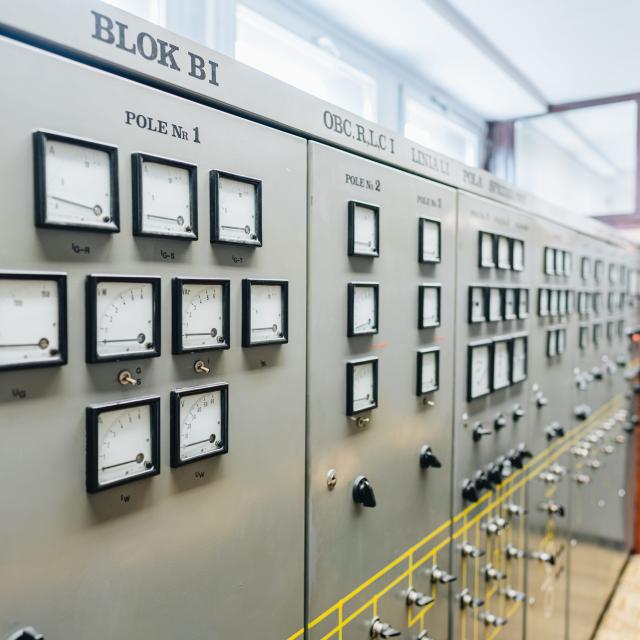 zdjęcie z laboratorium ZSiAE - model rozdzielni